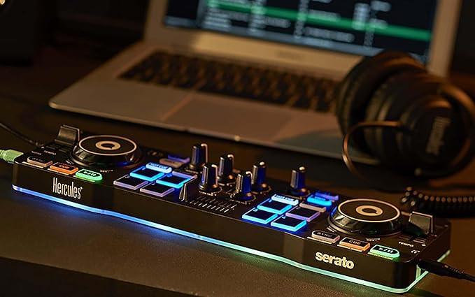 دی جی هرکولس سراتو Hercules DJ DJControl Starlight | Pocket USB DJ Controller with Serato DJ Lite, Touch-Sensitive Jog Wheels, Built-in Sound Card and Built-in Light Show