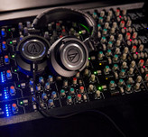 هدفون مانیتورینگ با سیم آدیو-تکنیکا مدل ATH-M50x Audio-Technica ATH-M50x Professional Studio Monitor Headphones, Black