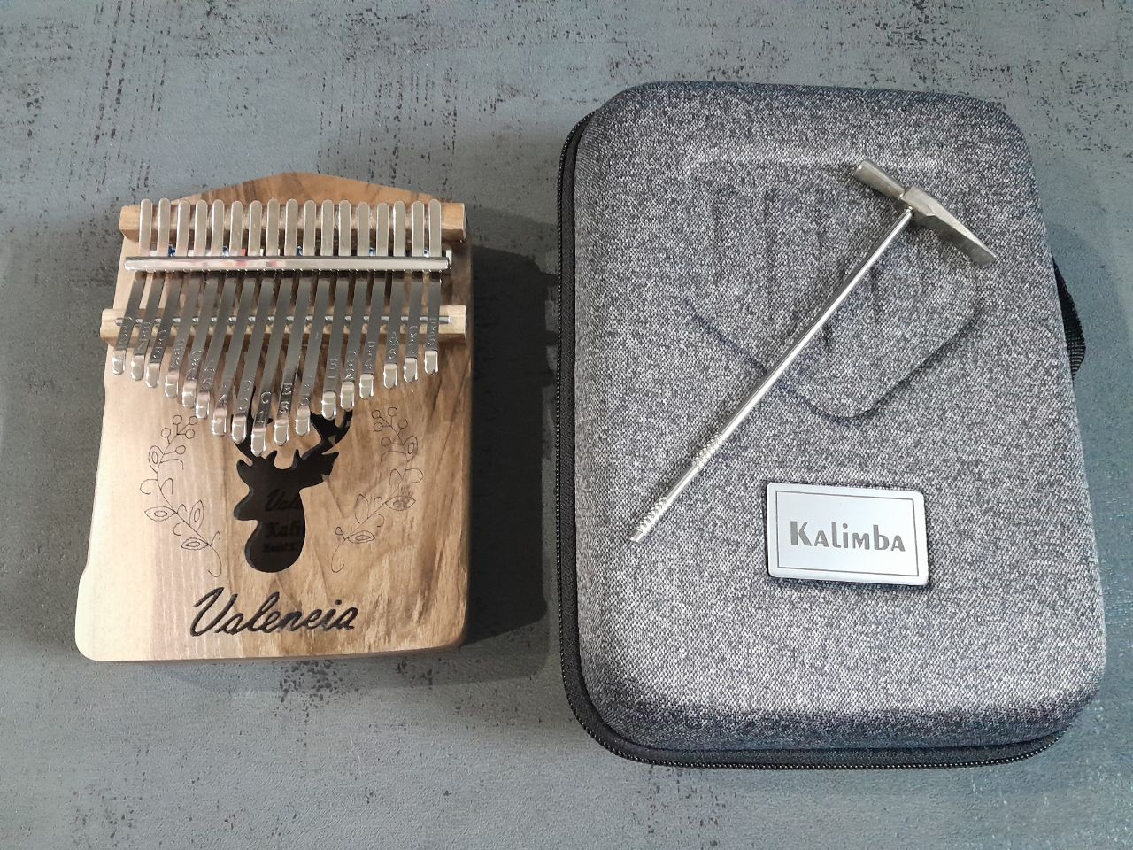 Kalimba valencia walnut کالیمبا والنسیا چوب گردو همراه هاردکیس