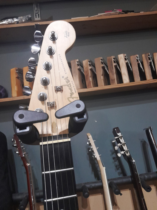 گیتار الکتریک Fender Stratocaster (ساخت چین)استوک