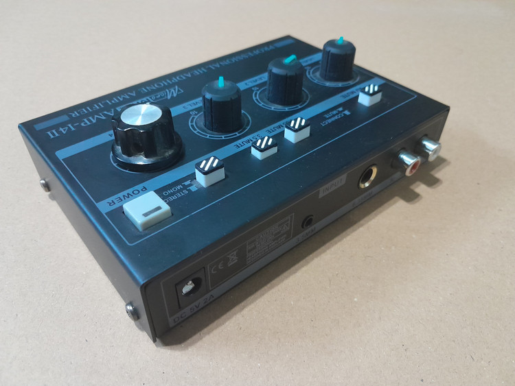 هدفون امپلیفایر ۴کانال micro mix amp I 4 II Micro mix professional headphone amplifier micromix