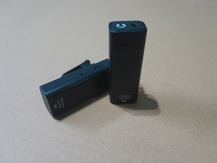 In ear monitoring wireless system وایرلس ایر مانیتورینگ استوک