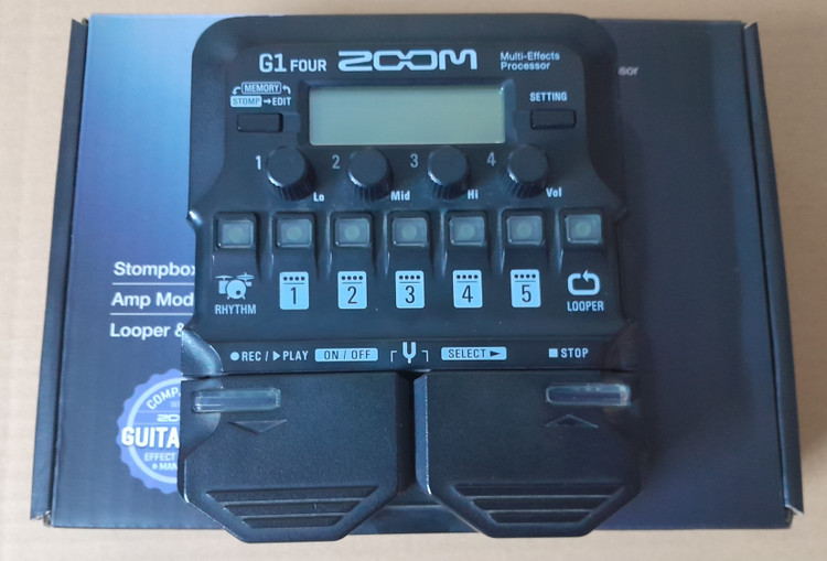 افکت زوم Zoom g1four استوکZoom g1four guitar effect