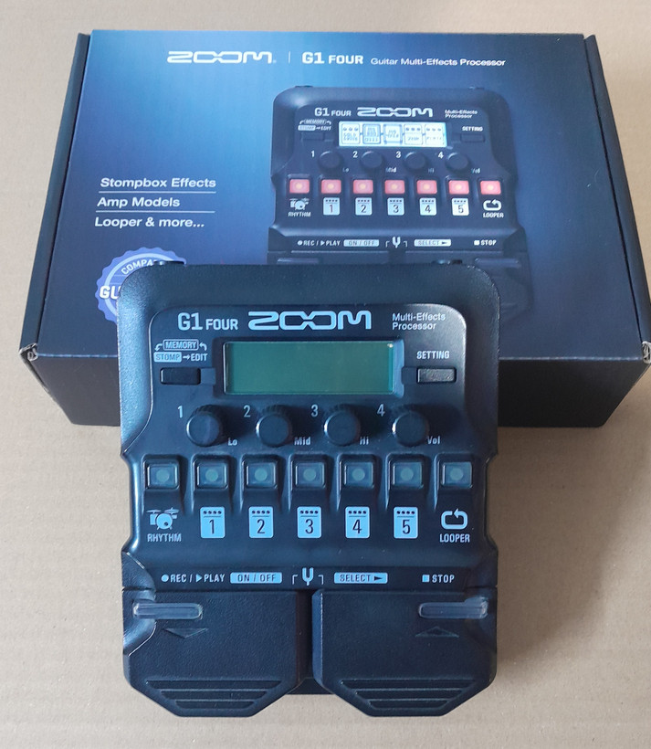 افکت گیتار زوم Zoom G1 Four استوک